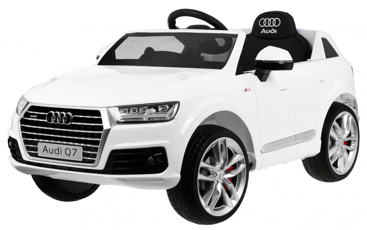 Audi Q7 2 4G New Painting valkoinen