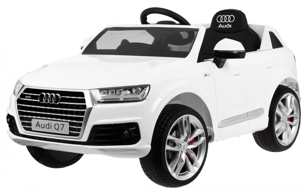 Audi Q7 2 4G New valkoinen