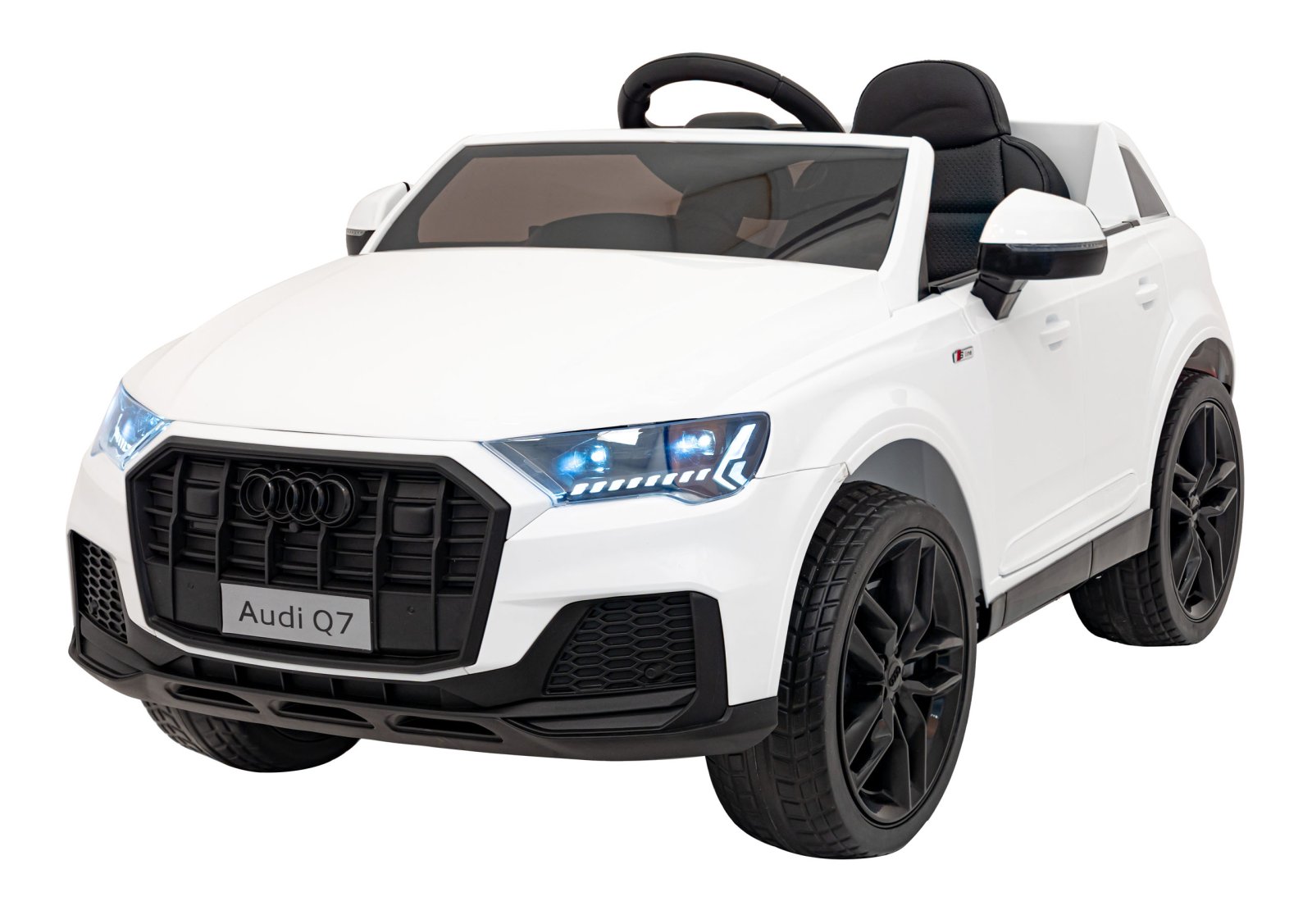 Sõiduk Audi Q7 NEW LIFT Valge