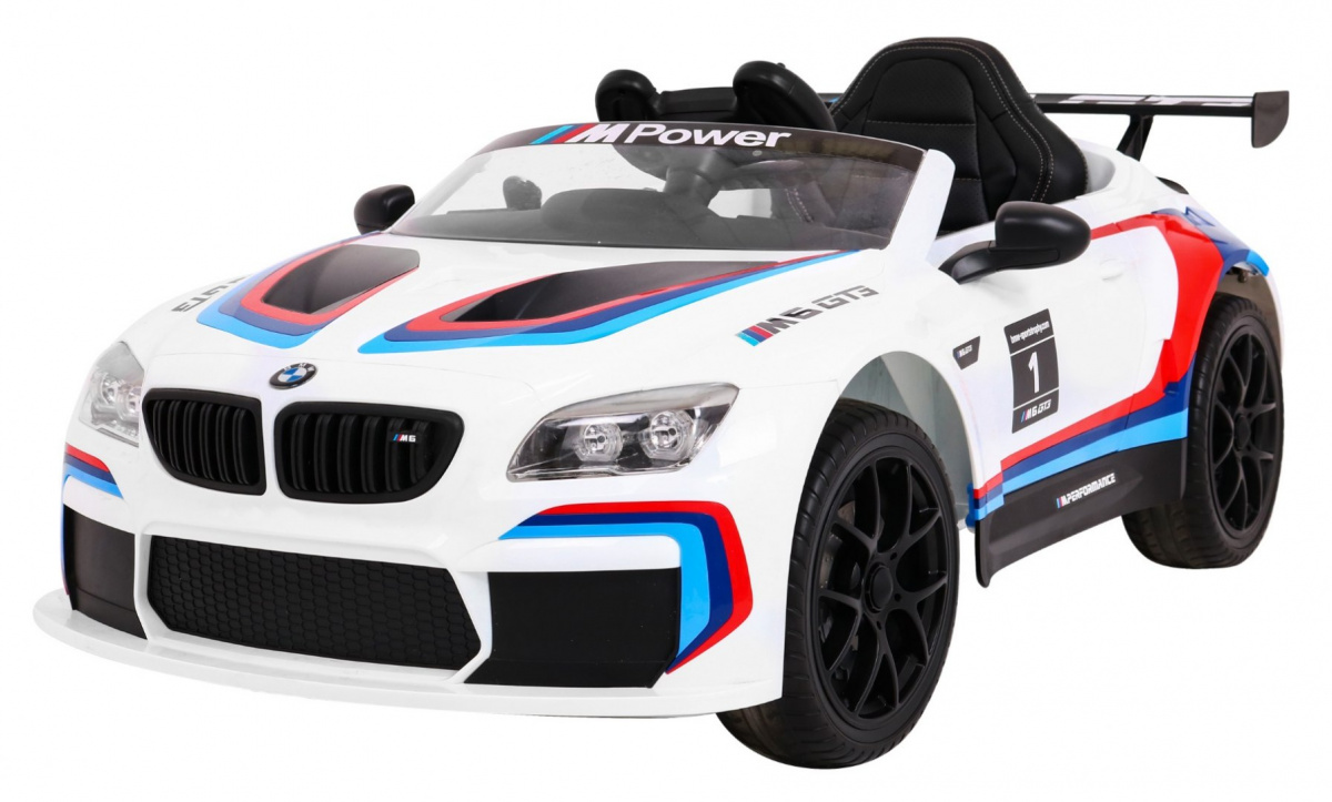 BMW X6M valge