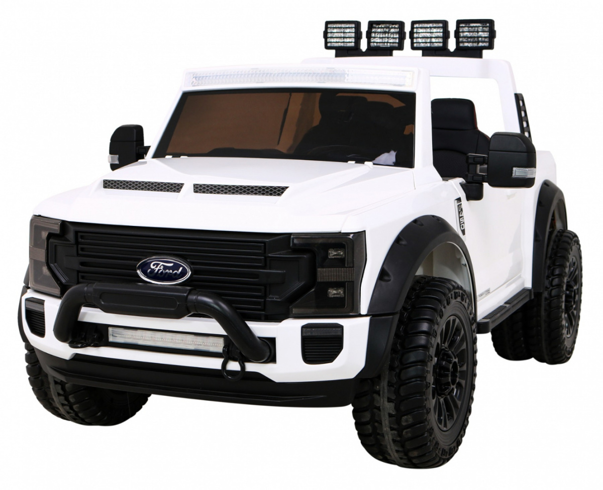 Ford Super Duty valge