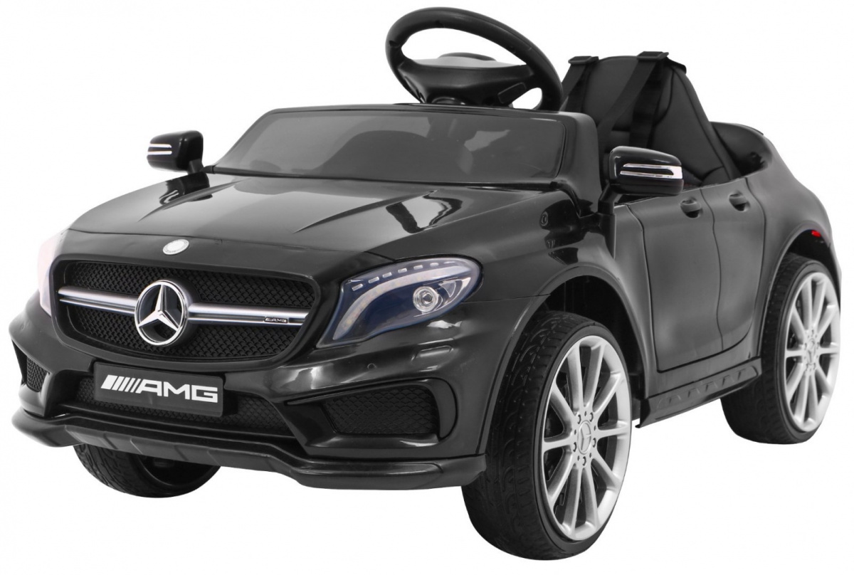 Mercedes AMG GLA-45 Musta