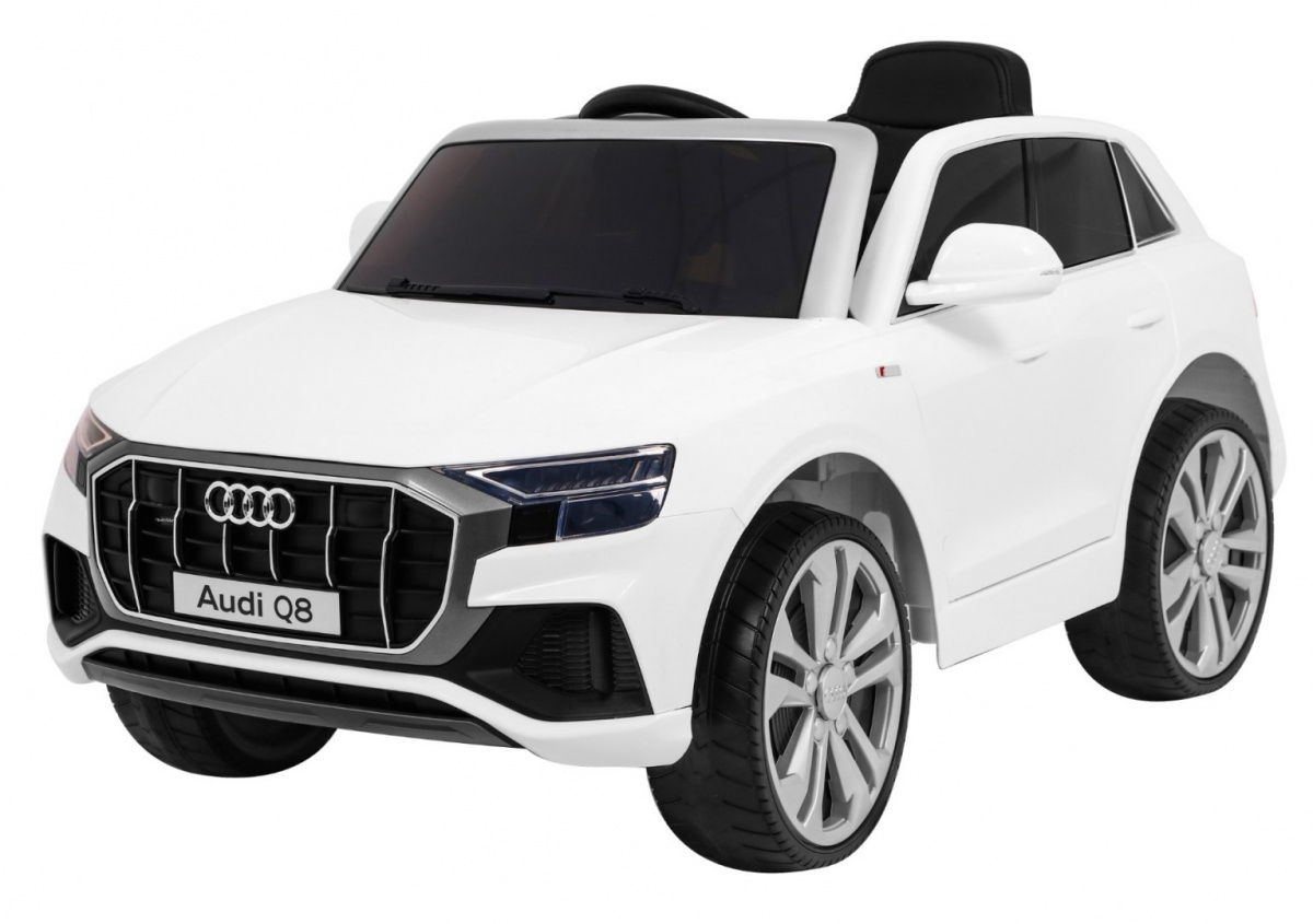 Ajoneuvo Audi Q8 LIFT valkoinen